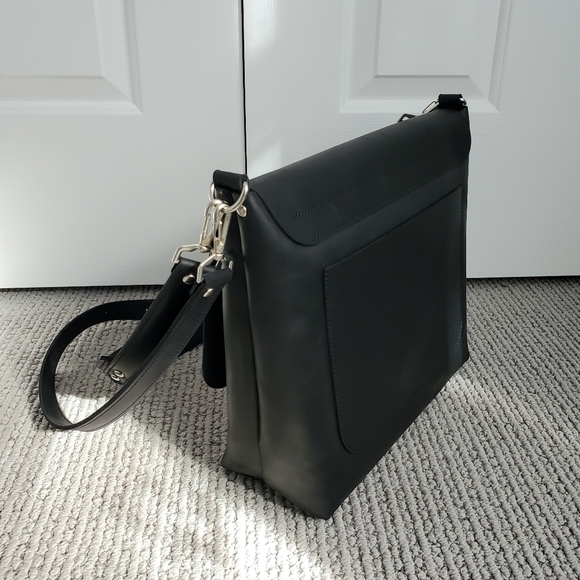 Handmade leather laptop bag - Picture 7 of 11